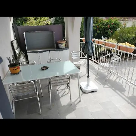 Elephantine Борм-ле-Мимоза