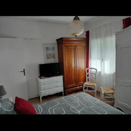 Elephantine Апартаменты *